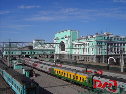 Het treinstation in Novosibirsk, waar we uit de trein gaan om de stad te verkennen.
