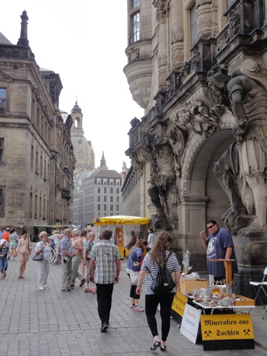 De mooie Schloßplatz.