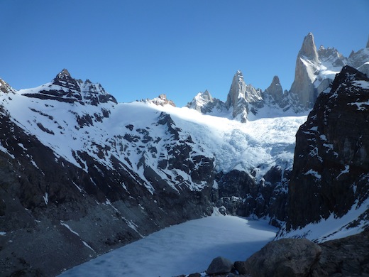 Glacier Rio Blanco en Laguna Sucha.