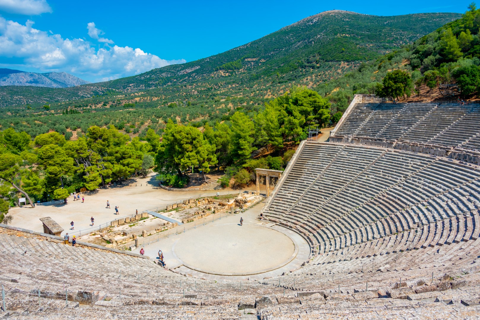 oud-theater aan de Asclepieion van Epidaurus in Griekenland